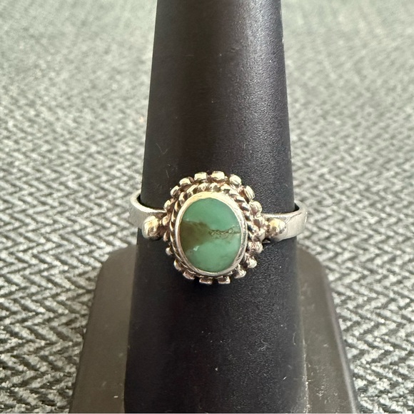 Vintage Sterling Silver Turquoise Ring - Picture 1 of 4
